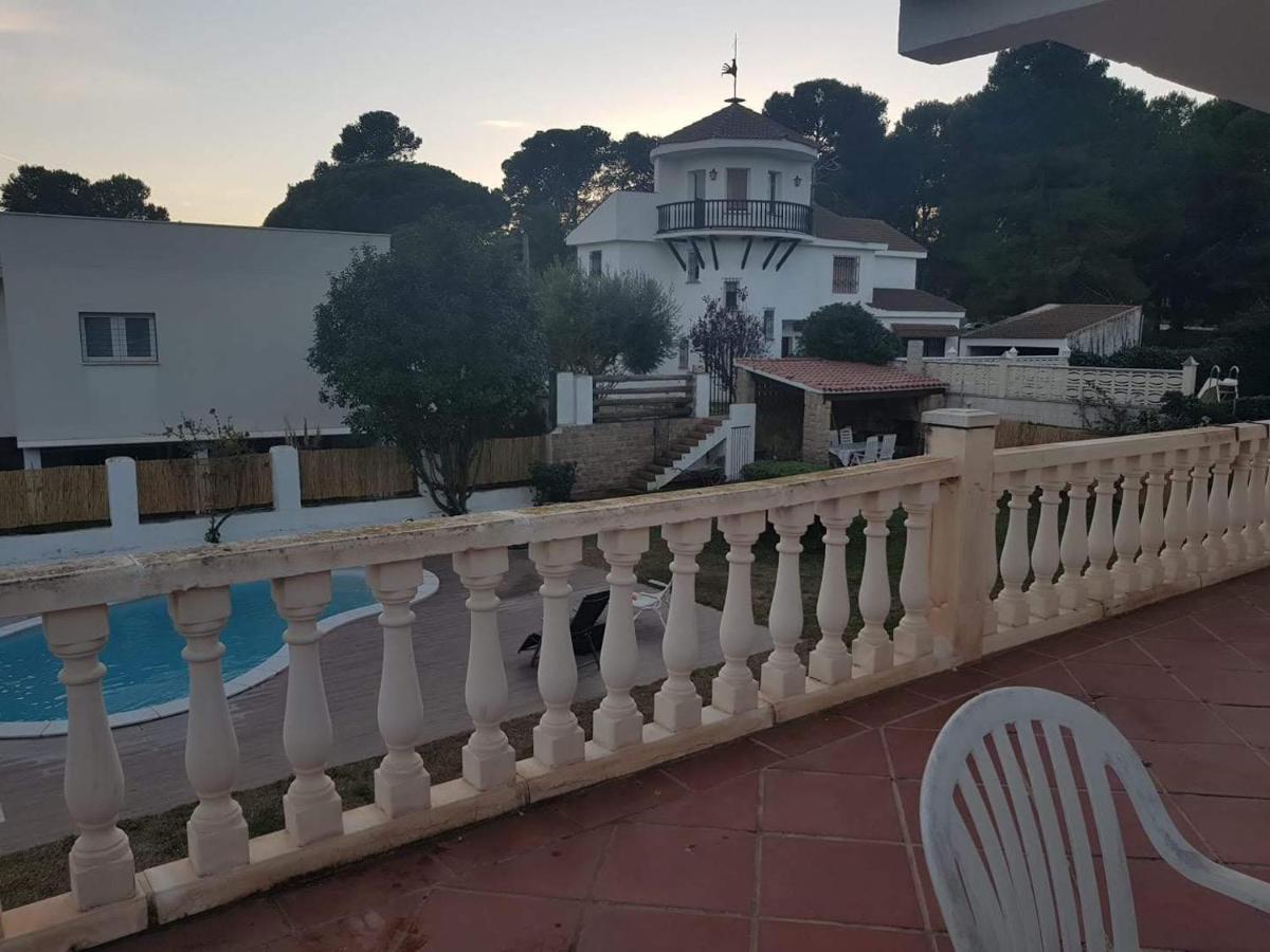 Villa Privada La Pedrereta Салоу Экстерьер фото